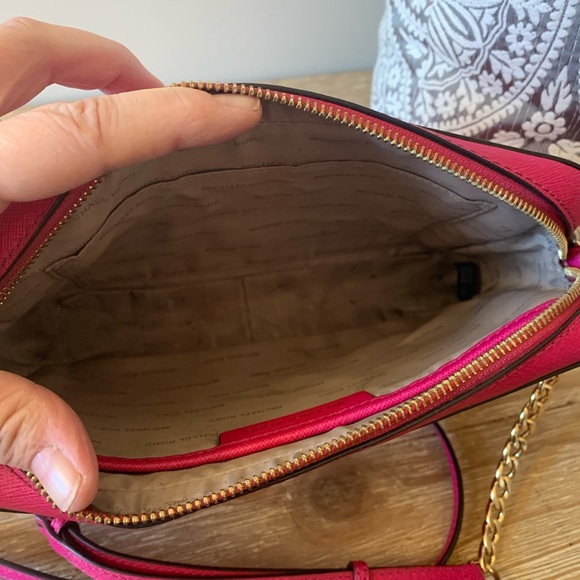 MICHAEL Michael Kors Fuchsia Crossbody Bag - Picture 3 of 8